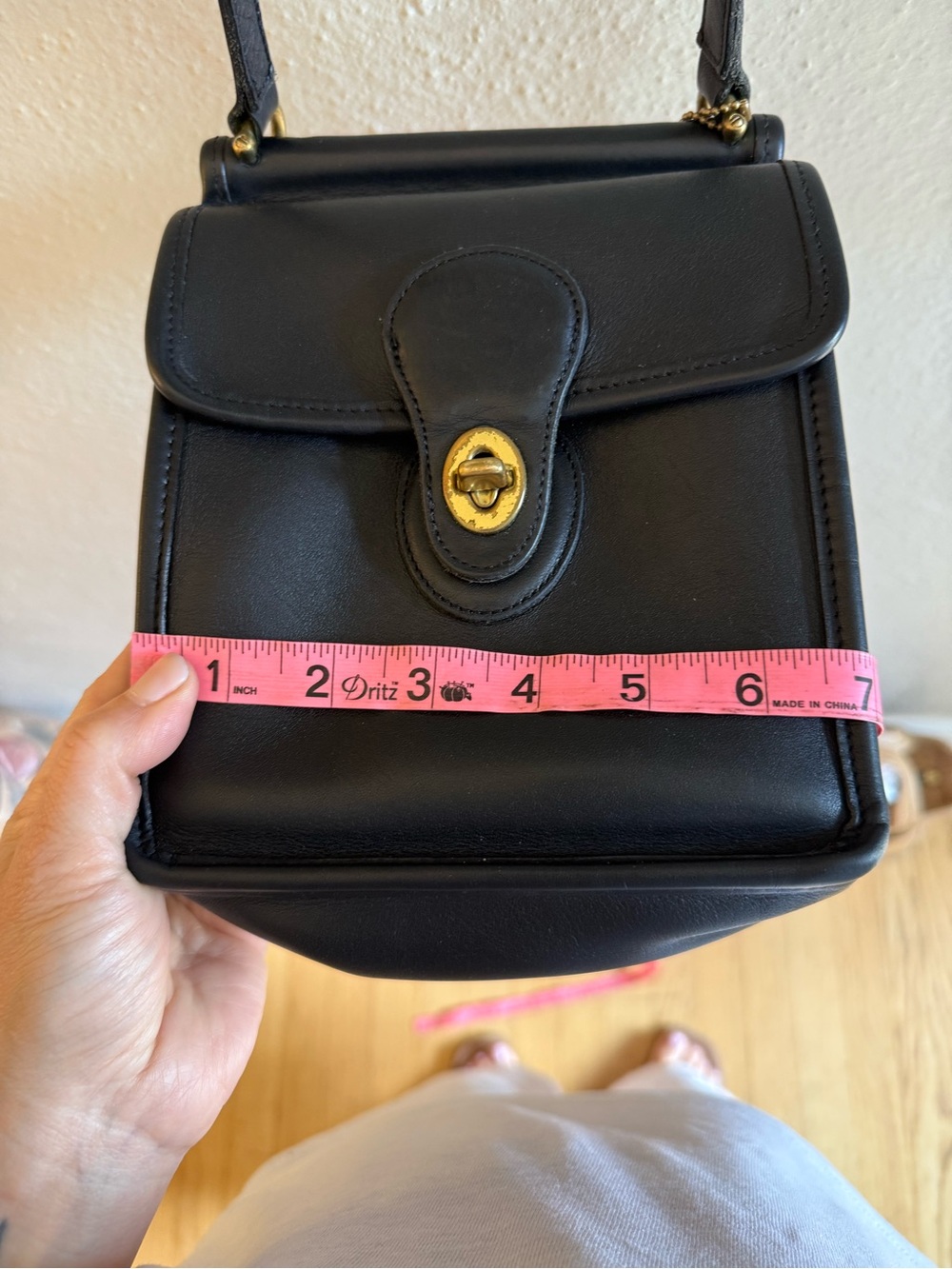Coach Murphy Black Leather Turnlock Crossbody Bag - Picture 9 of 13
